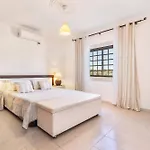 Villa Loendros, Calma Moradia Com Piscina Privada,