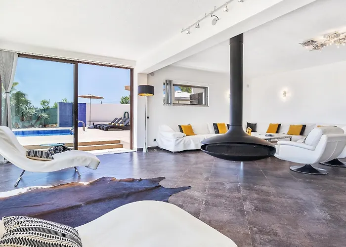 Villa Loendros, Calma Moradia Com Piscina Privada, Guia (Faro)