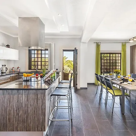 Loendros, Calma Moradia Com Piscina Privada, فيلة