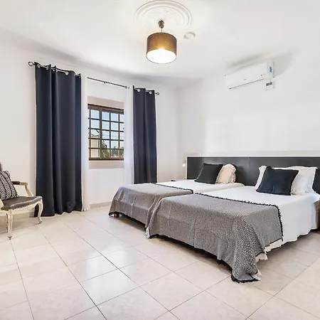 Villa Loendros, Calma Moradia Com Piscina Privada, Guia (Faro)
