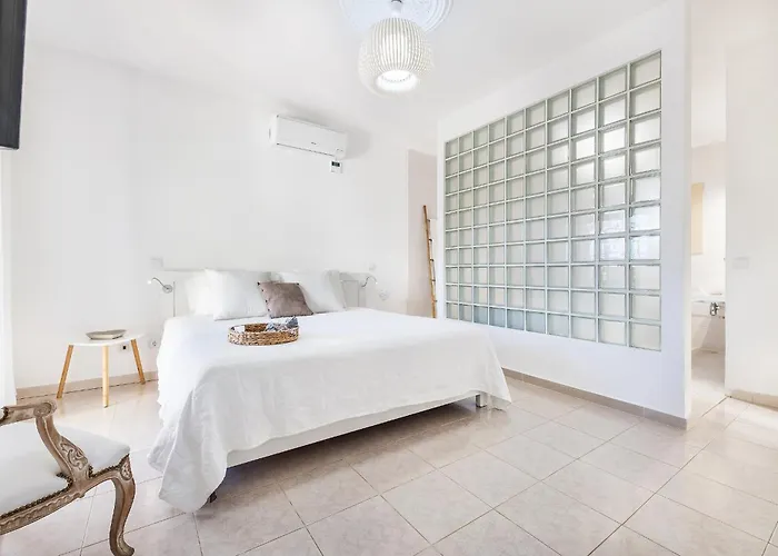 Villa Loendros, Calma Moradia Com Piscina Privada, Guia (Faro)