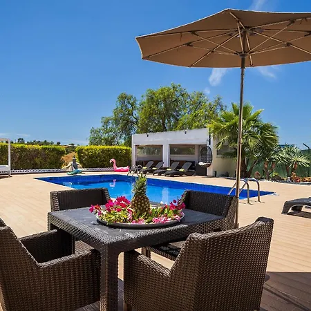 Loendros, Calma Moradia Com Piscina Privada, Guia Villa