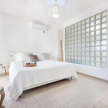Villa Loendros, Calma Moradia Com Piscina Privada, Guia Guia (Faro)