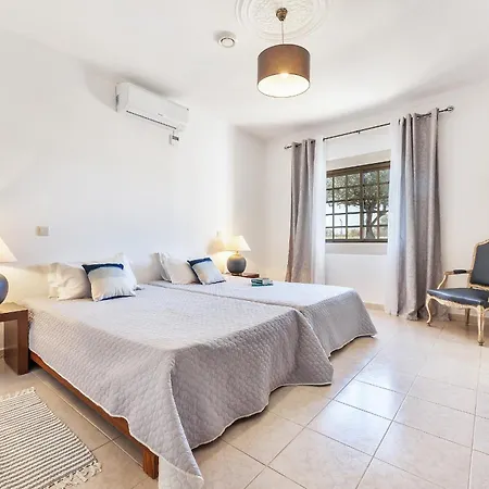 Loendros, Calma Moradia Com Piscina Privada, Guia